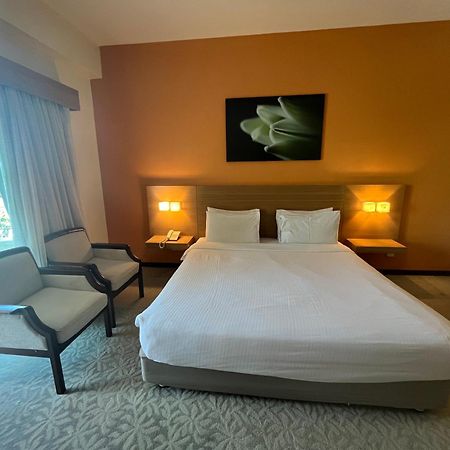 Paradise By The Sea In Penang By Veron At Rainbow Paradise Tanjung Bungah  Εξωτερικό φωτογραφία