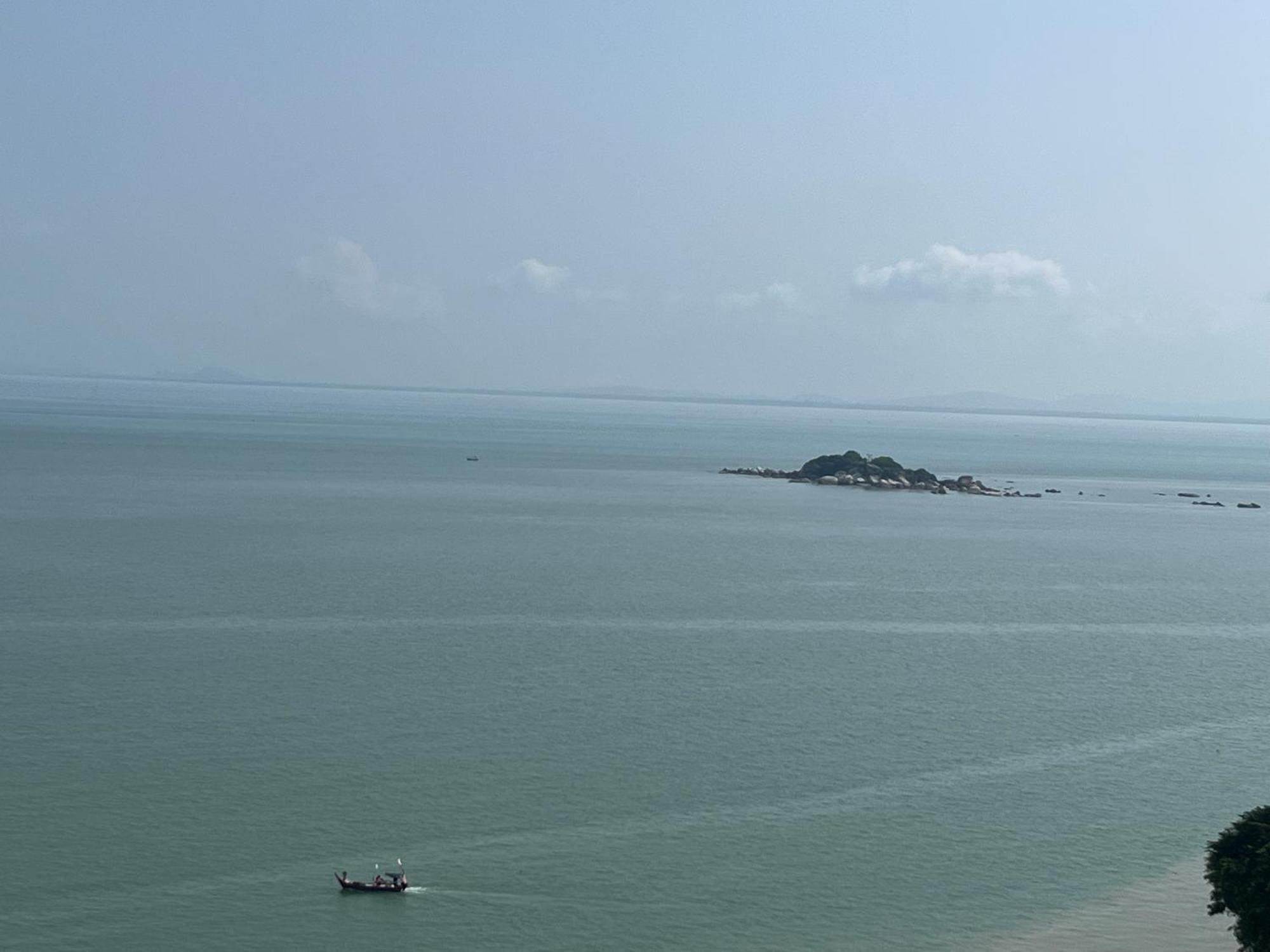 Paradise By The Sea In Penang By Veron At Rainbow Paradise Tanjung Bungah  Εξωτερικό φωτογραφία
