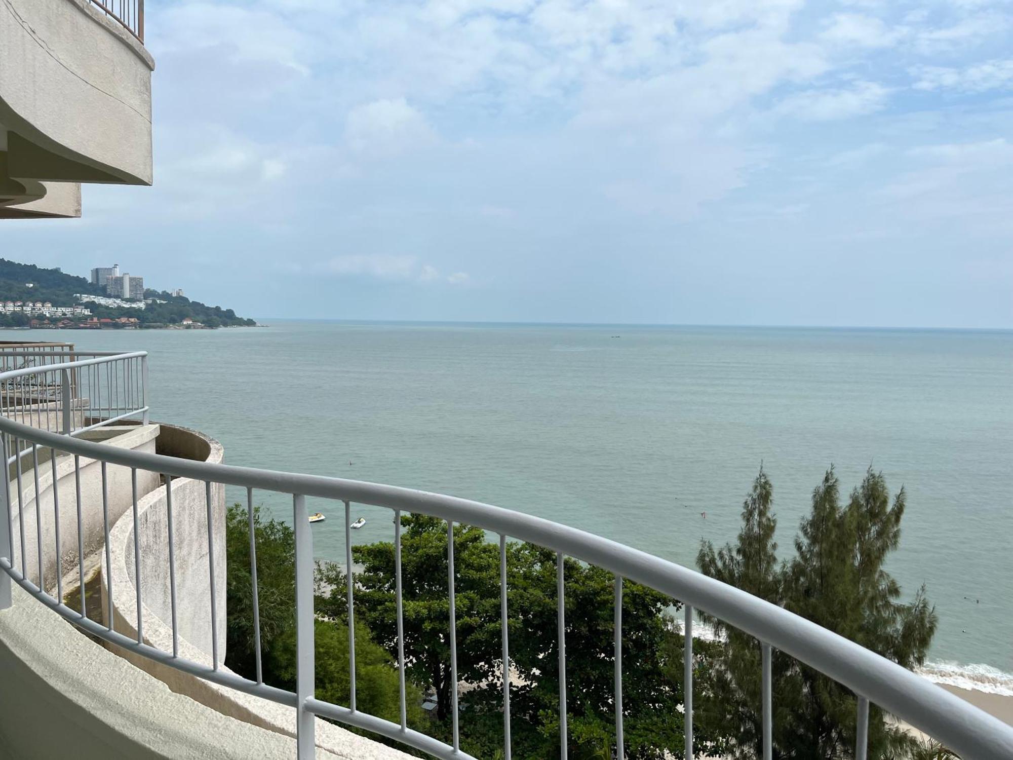 Paradise By The Sea In Penang By Veron At Rainbow Paradise Tanjung Bungah  Εξωτερικό φωτογραφία