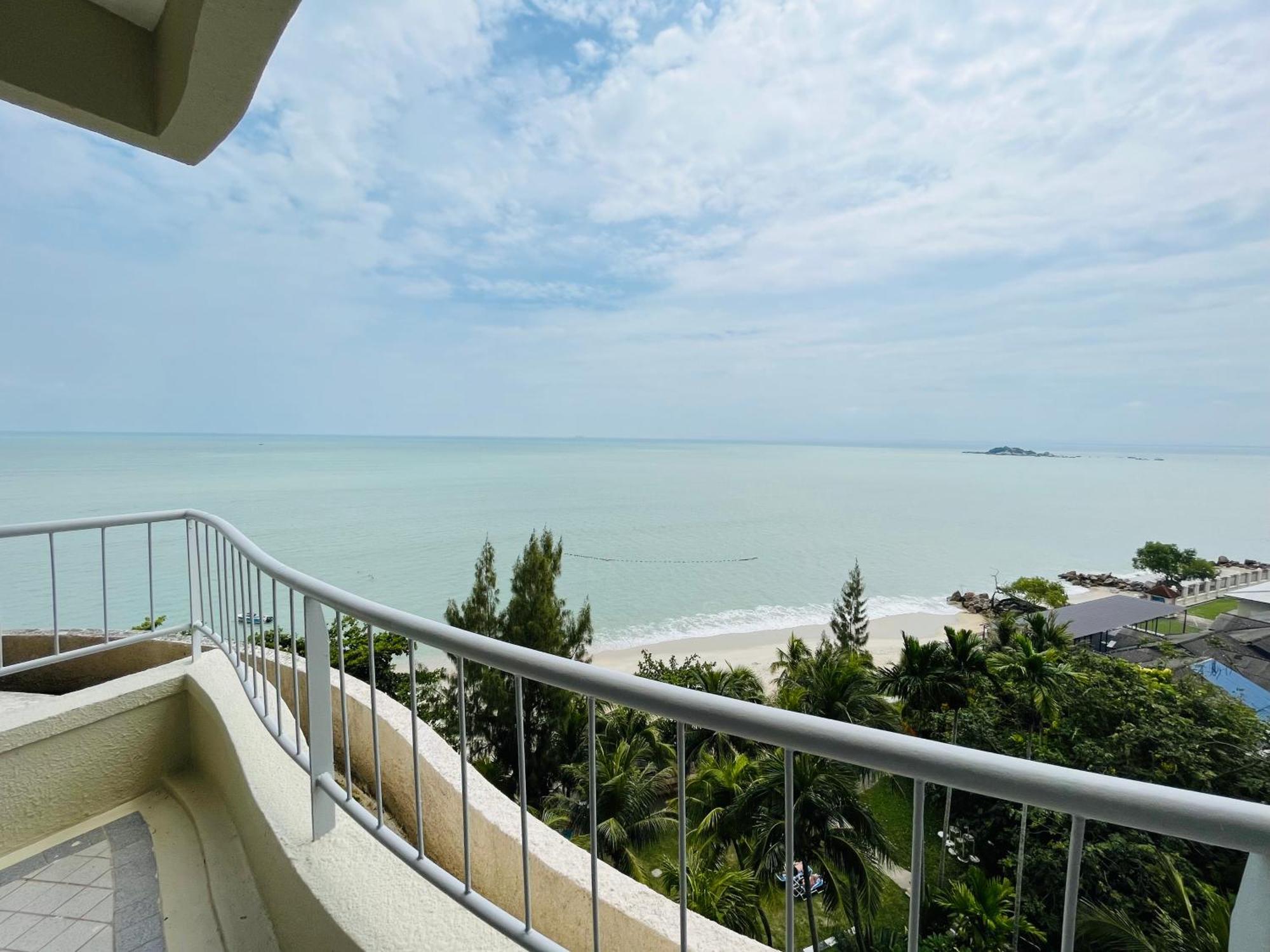 Paradise By The Sea In Penang By Veron At Rainbow Paradise Tanjung Bungah  Εξωτερικό φωτογραφία