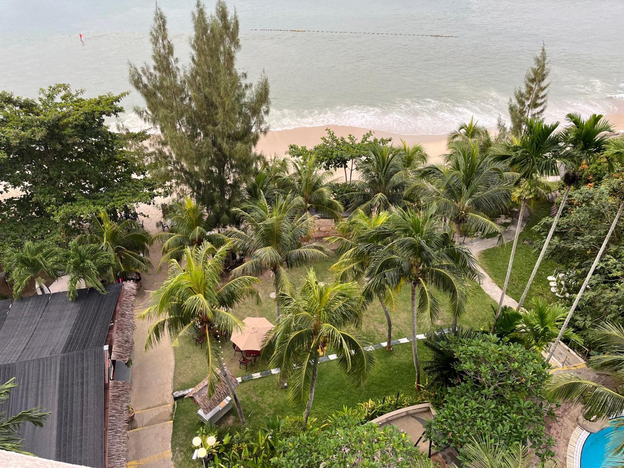 Paradise By The Sea In Penang By Veron At Rainbow Paradise Tanjung Bungah  Εξωτερικό φωτογραφία
