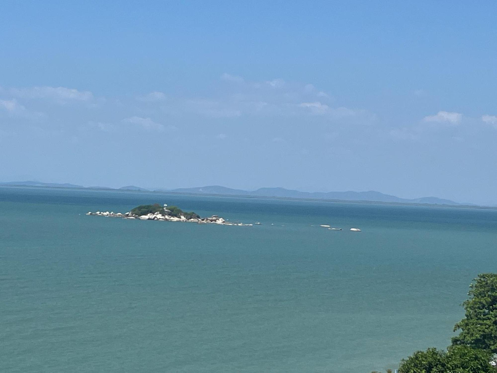 Paradise By The Sea In Penang By Veron At Rainbow Paradise Tanjung Bungah  Εξωτερικό φωτογραφία